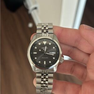 Seiko Black and Silver Men's Watch